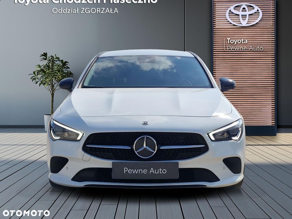 Mercedes-Benz CLA 180 Progressive 7G-DCT - 7