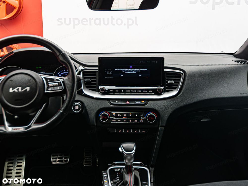 Kia ProCeed 1.6 T-GDI GT DCT - 17