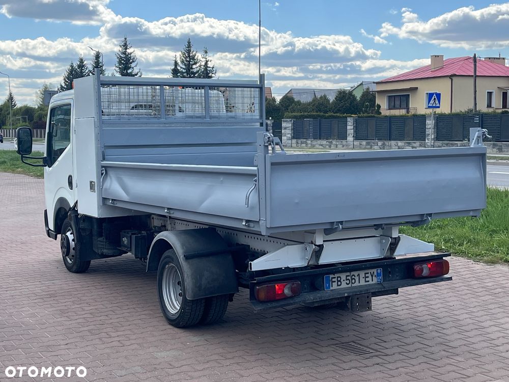 Nissan Cabstar - 10