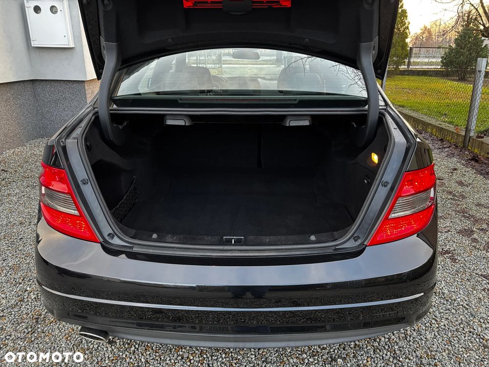 Mercedes-Benz Klasa C 200 Kompressor Avantgarde - 16