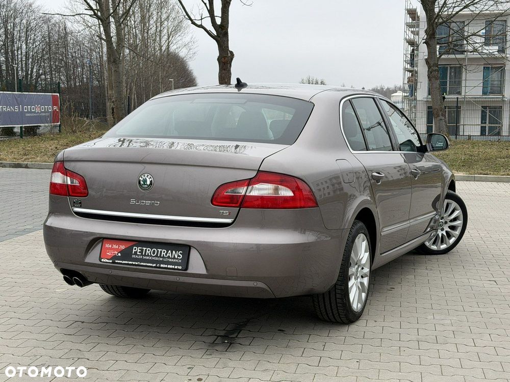 Skoda Superb - 11