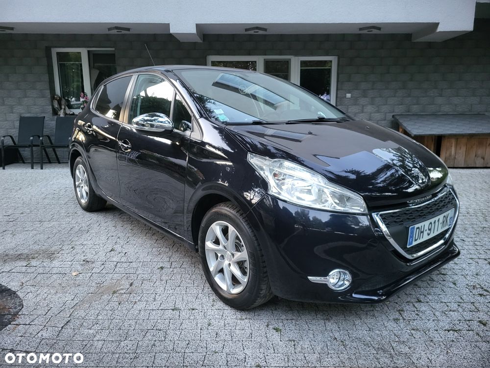 Peugeot 208 - 2