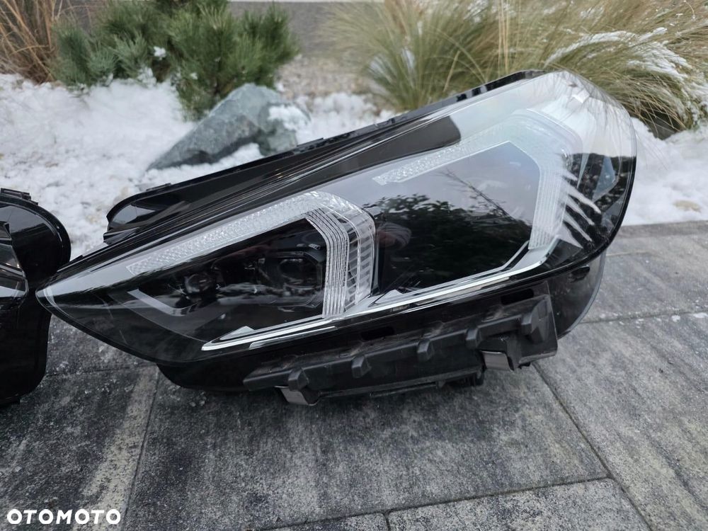 BMW X1 U11 Lampy przód Full Led Adaptive 5A5BD47-02 5A5BD48-02 Srebne - 4