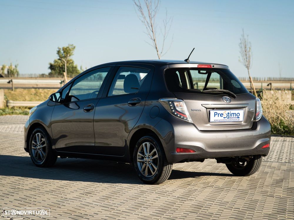 Toyota Yaris 1.33 VVT-i Comfort+P.Style - 19