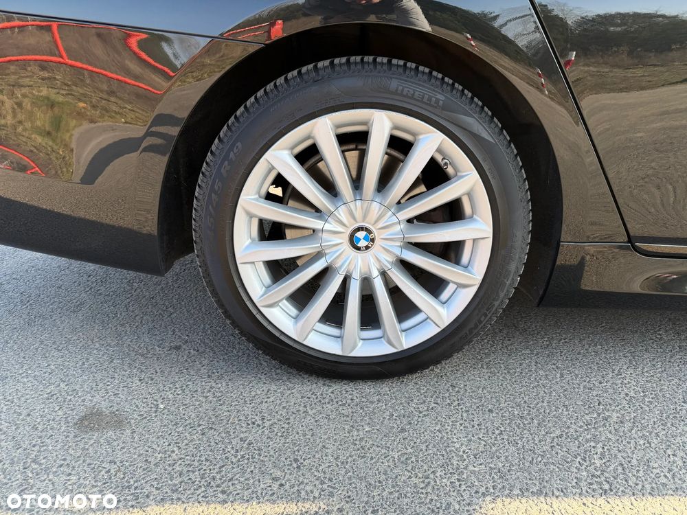 BMW Seria 7 740e iPerformance - 7
