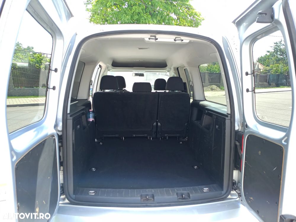 Volkswagen Caddy Maxi - 8