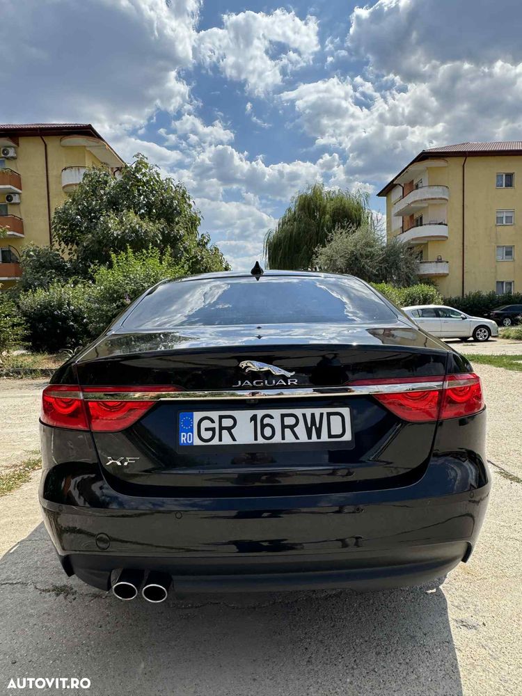 Jaguar XF 20d AWD R-Sport - 7