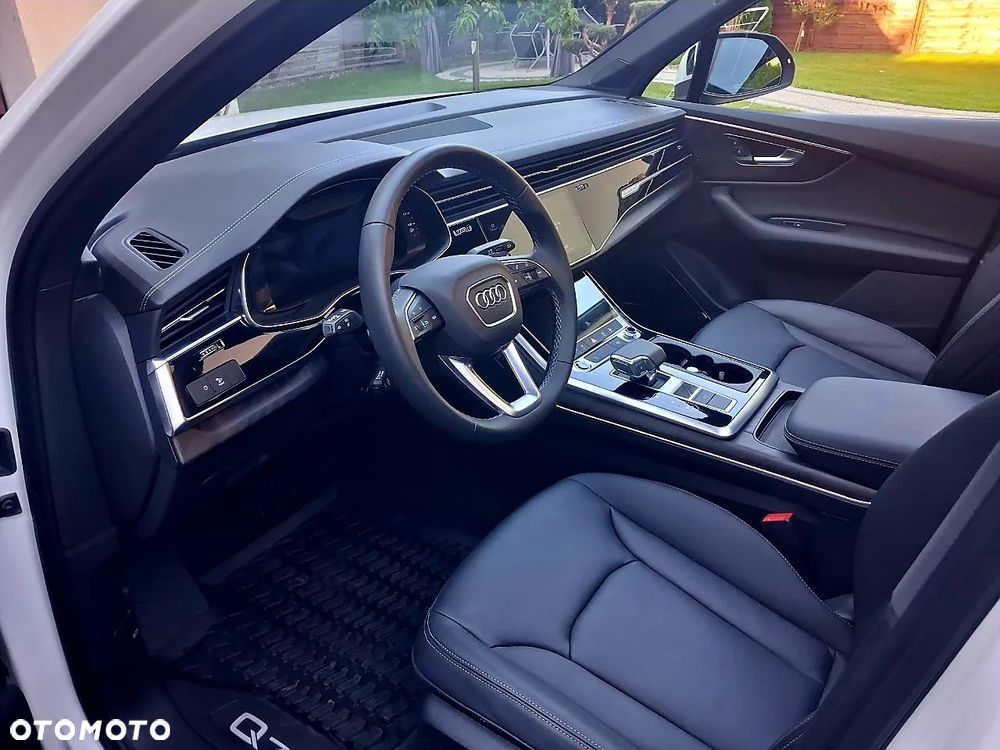 Audi Q7 55 TFSI mHEV Quattro S Line Tiptr - 14