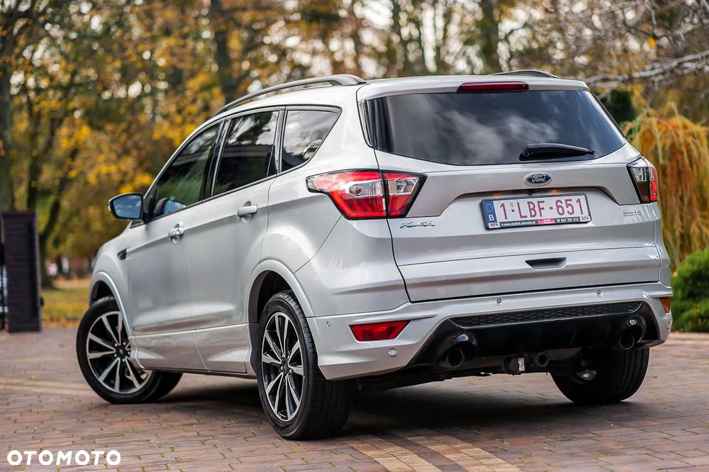 Ford Kuga 2.0 TDCi 2x4 ST-Line - 5