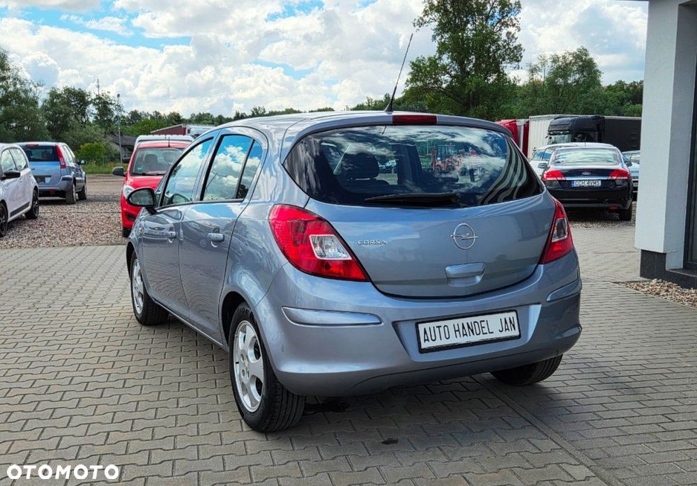 Opel Corsa - 4