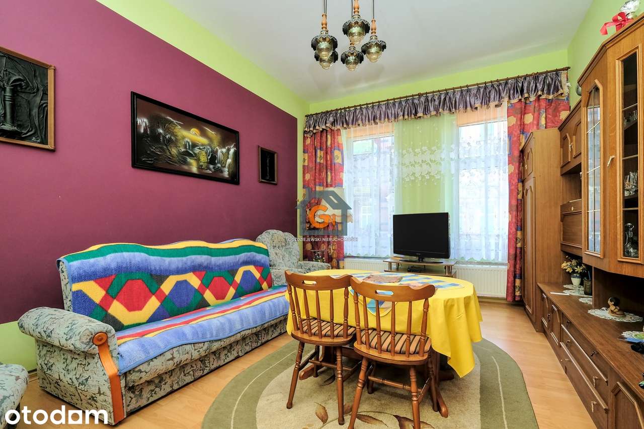 Sprzedam mieszkanie o pow. 36,70m2 z balkonem na 1 piętrze. Tarninów
