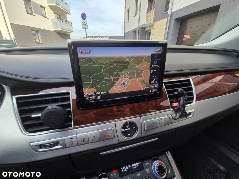 Audi A8 3.0 TDI DPF quattro tiptronic - 11