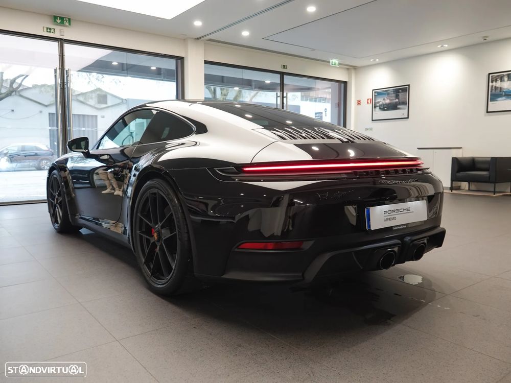 Porsche 911 (992) Carrera GTS - 3