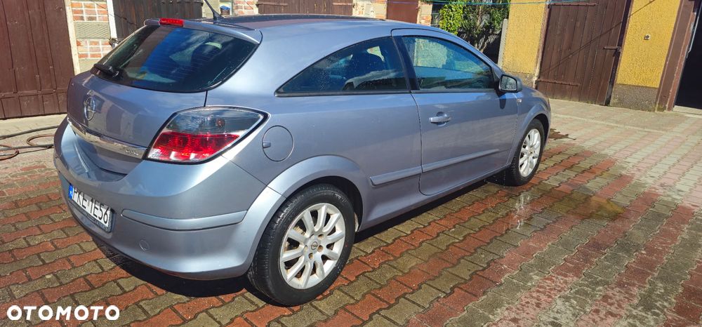 Opel Astra 1.9 CDTI DPF Sport - 3