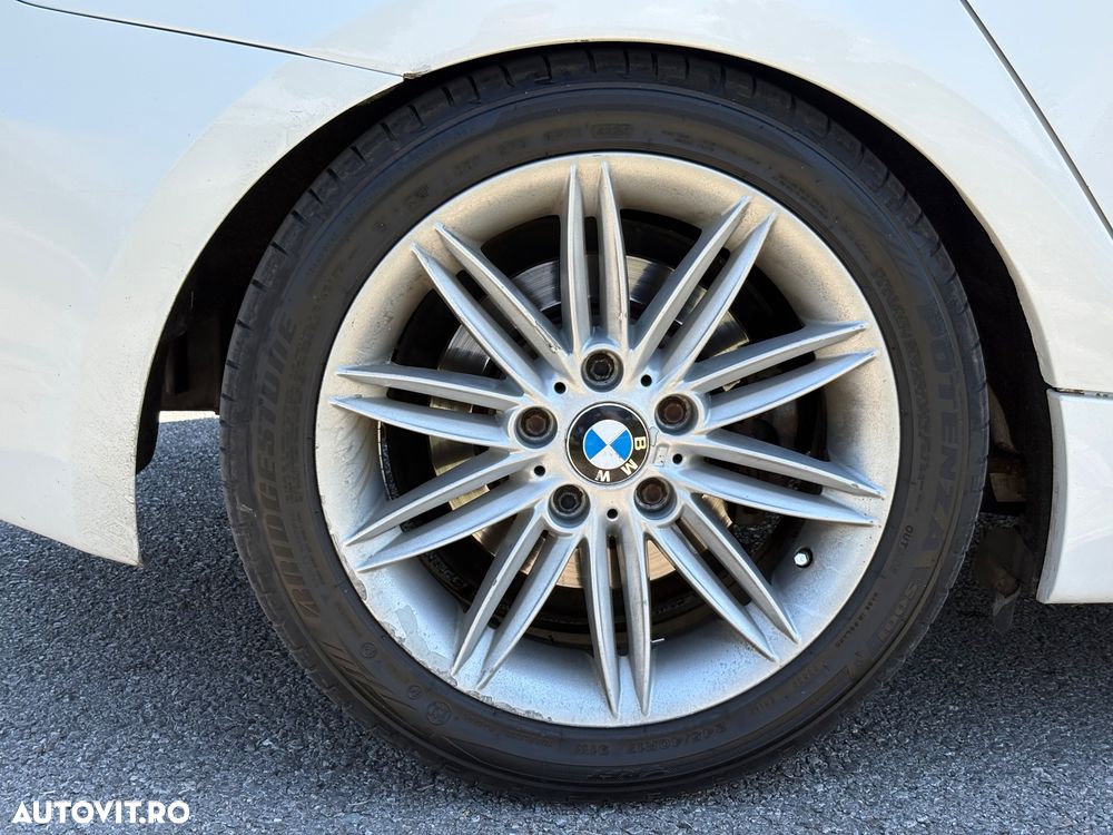 BMW Seria 1 123d DPF Aut. Edition Sport - 11