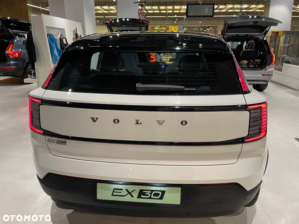 Volvo EX30 69kWh Single Motor Long Range Ultra - 6