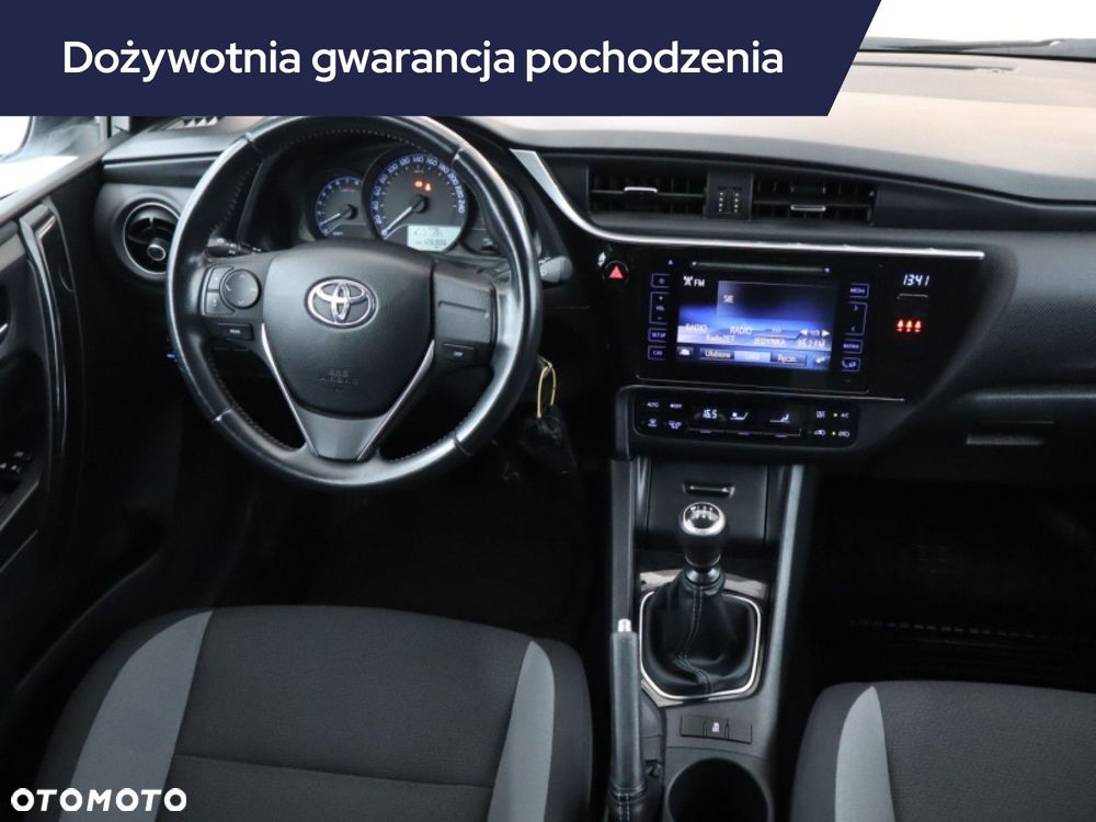 Toyota Auris - 9