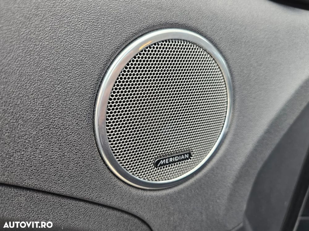 Land Rover Range Rover Evoque - 26