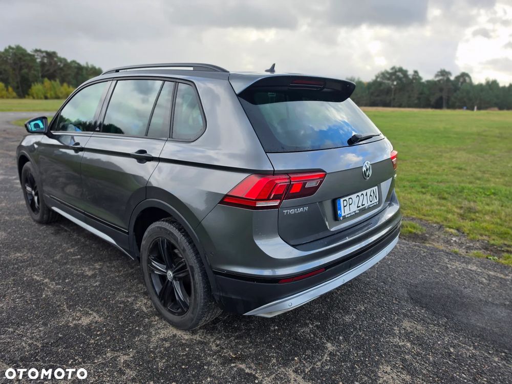 Volkswagen Tiguan - 12