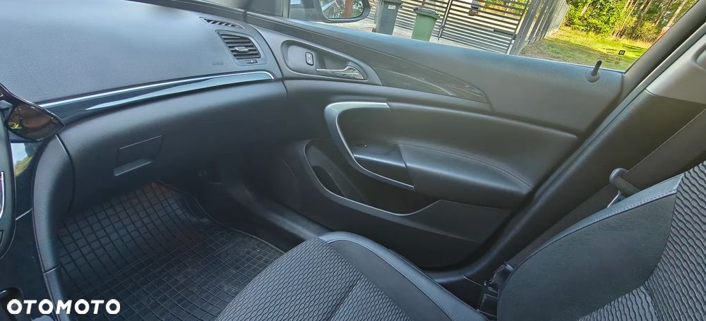 Opel Insignia - 18