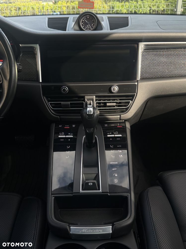 Porsche Macan Standard - 8