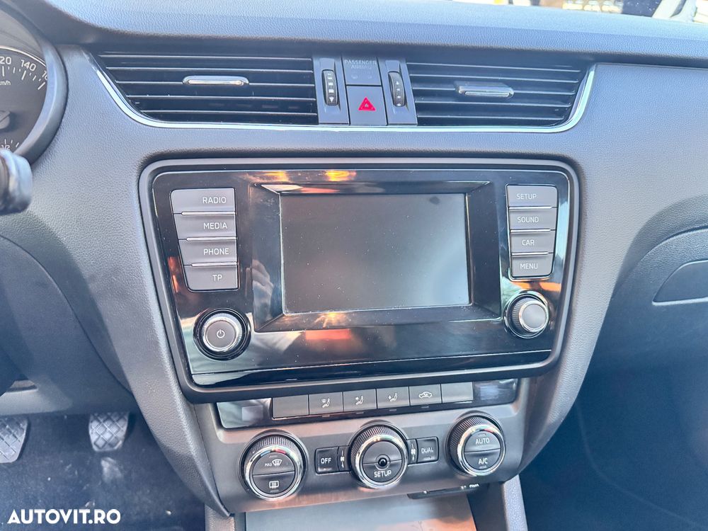 SKODA Octavia 2013 — imagine 13