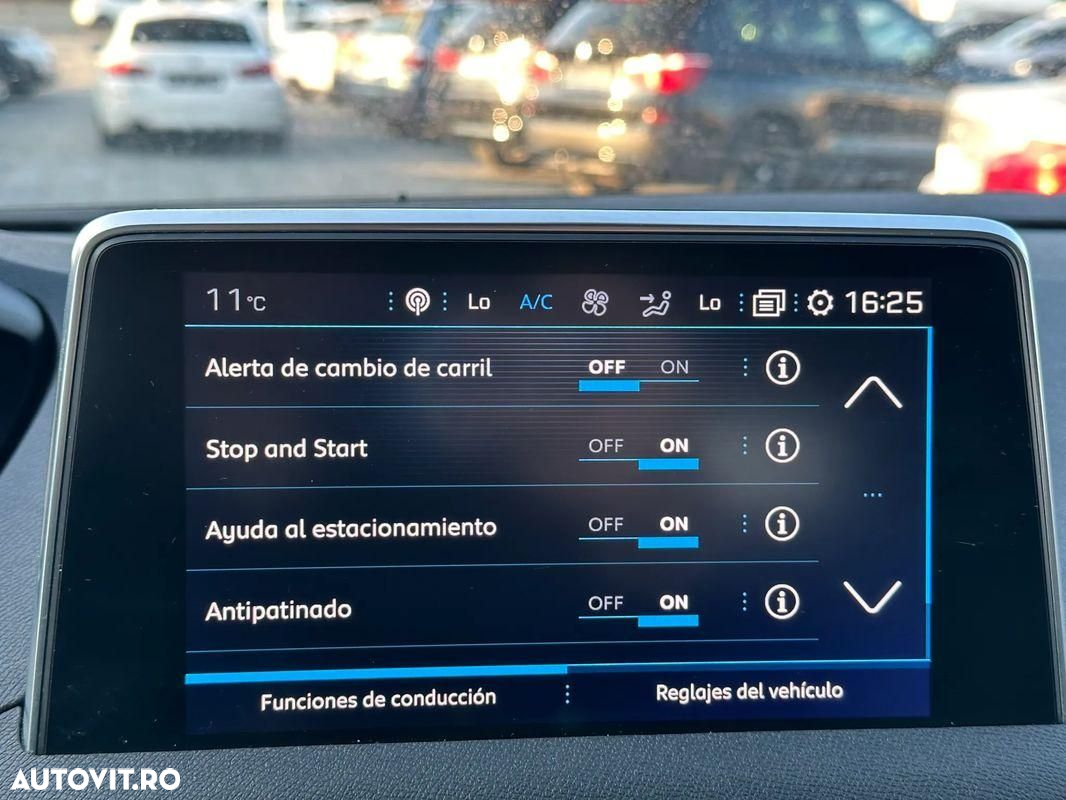 Peugeot 5008 - 12