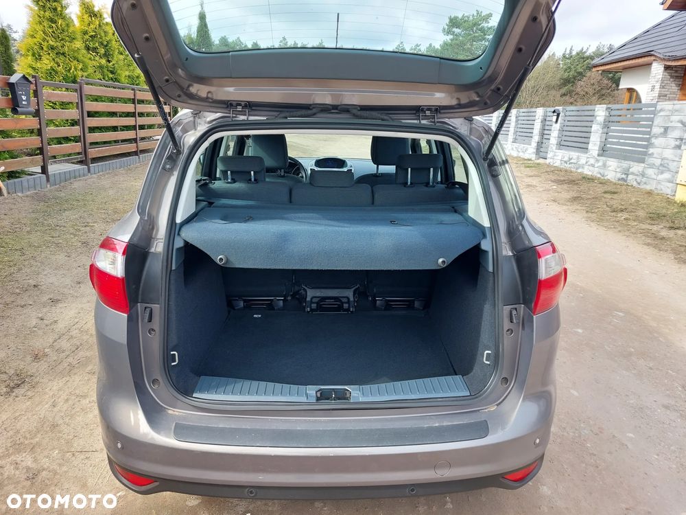 Ford C-MAX - 11