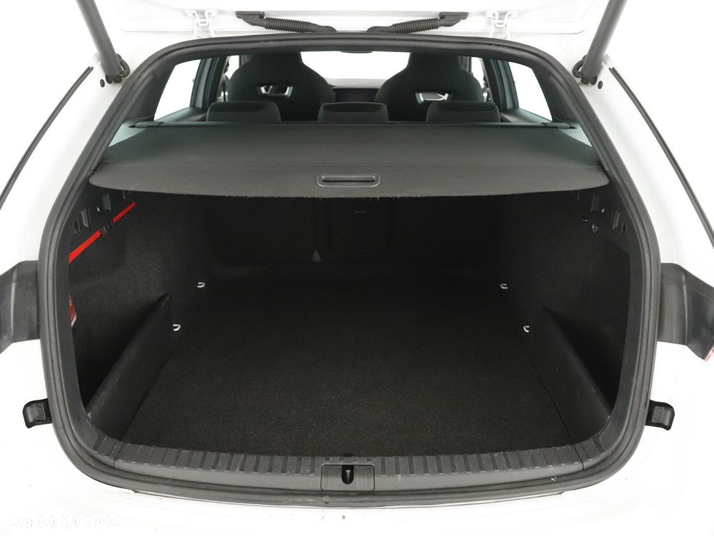 Skoda Octavia 2.0 TDI SCR Style DSG - 24