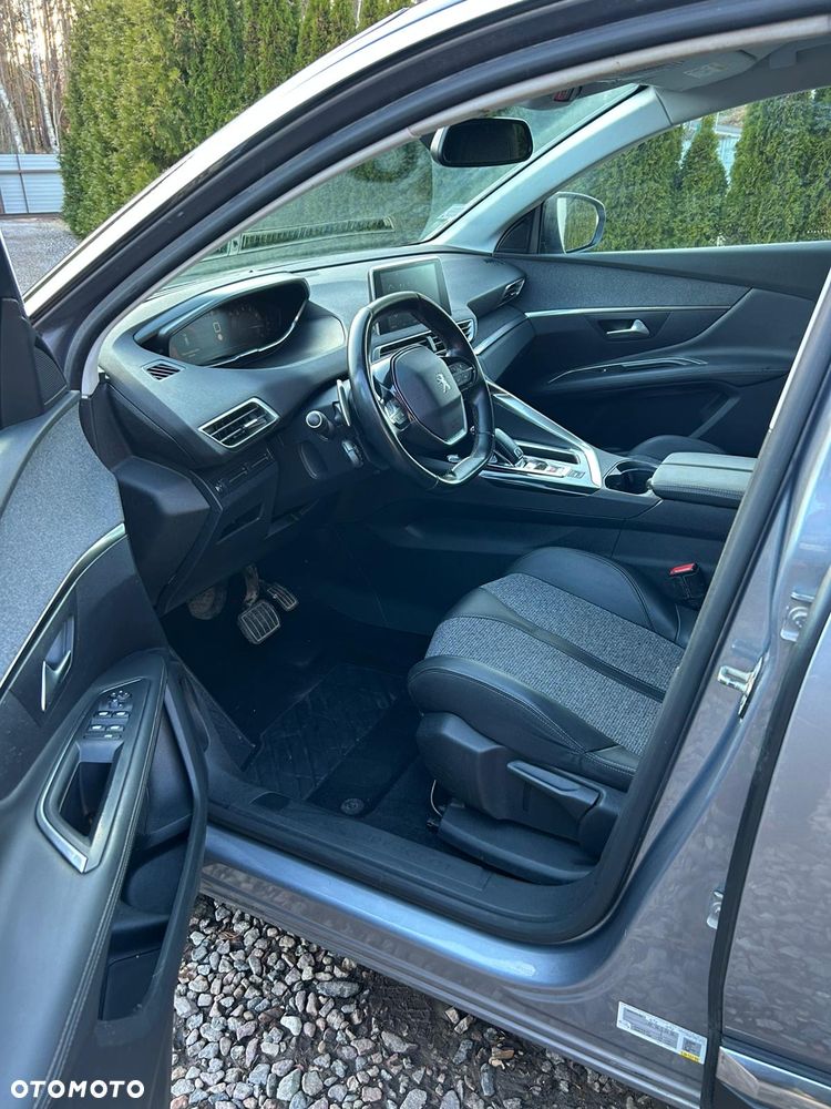 Peugeot 3008 PureTech 130 Stop & Start GPF EAT8 Allure Pack - 9