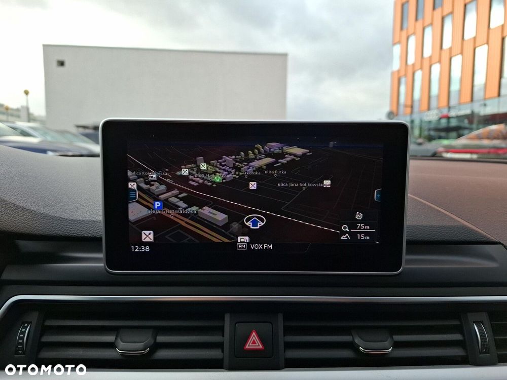 Audi A4 Limousine - 26