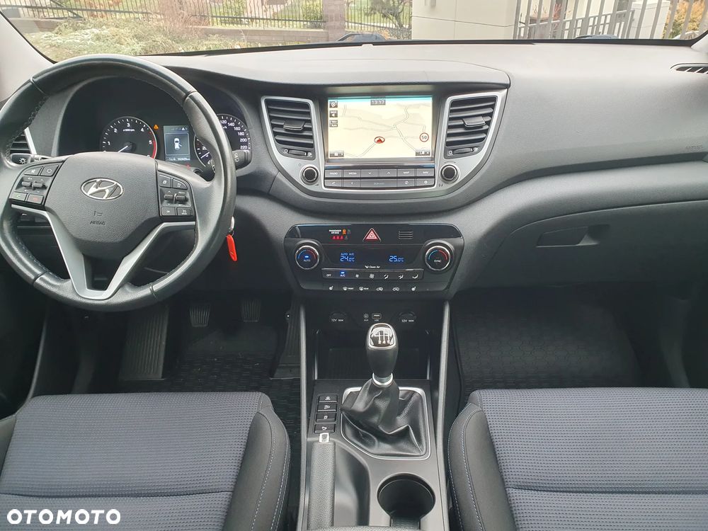 Hyundai Tucson 1.7 CRDI BlueDrive Comfort 2WD - 16