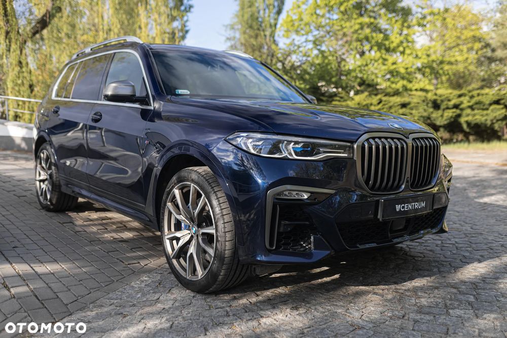 BMW X7 M50i sport - 9