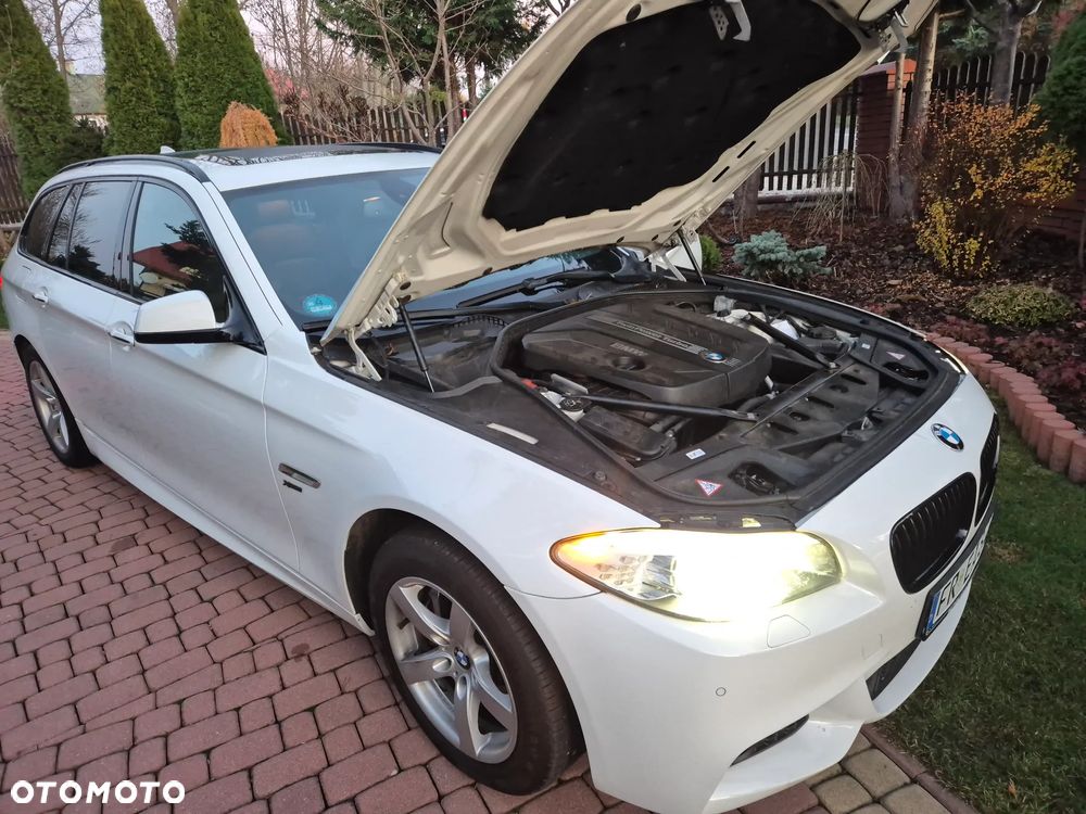 BMW Seria 5 525d xDrive - 30
