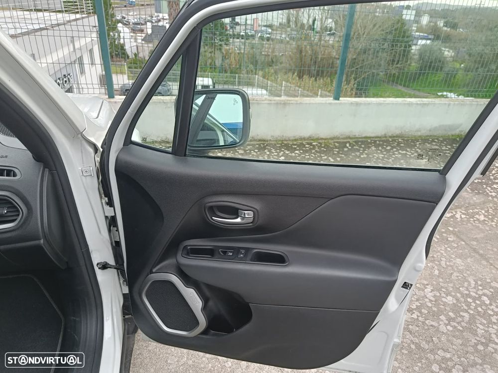 Jeep Renegade 1.0 T-GDI 80th Anniversary - 36