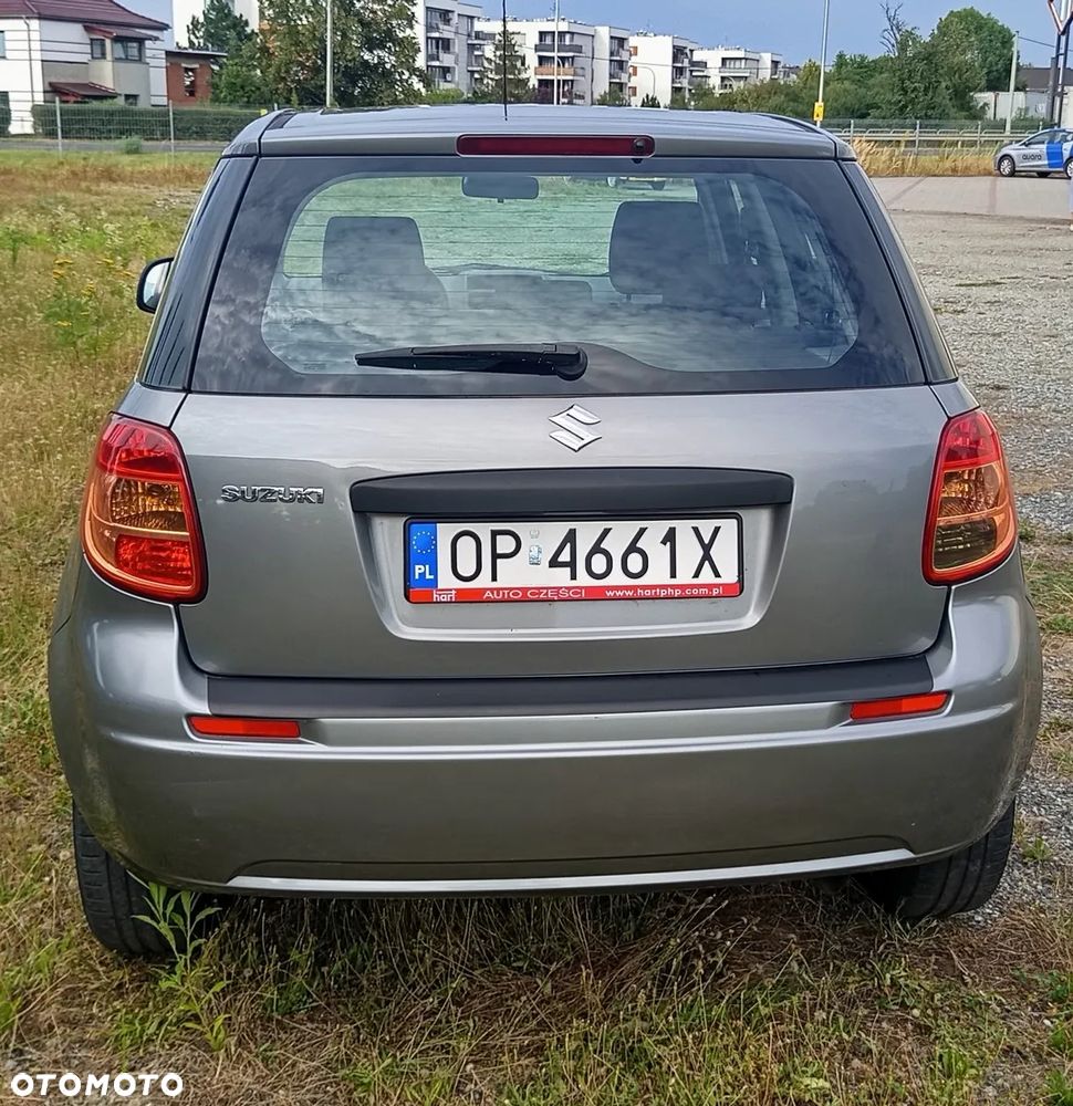 Suzuki SX4 1.5 - 7