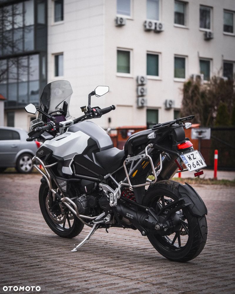 Triumph Tiger - 7