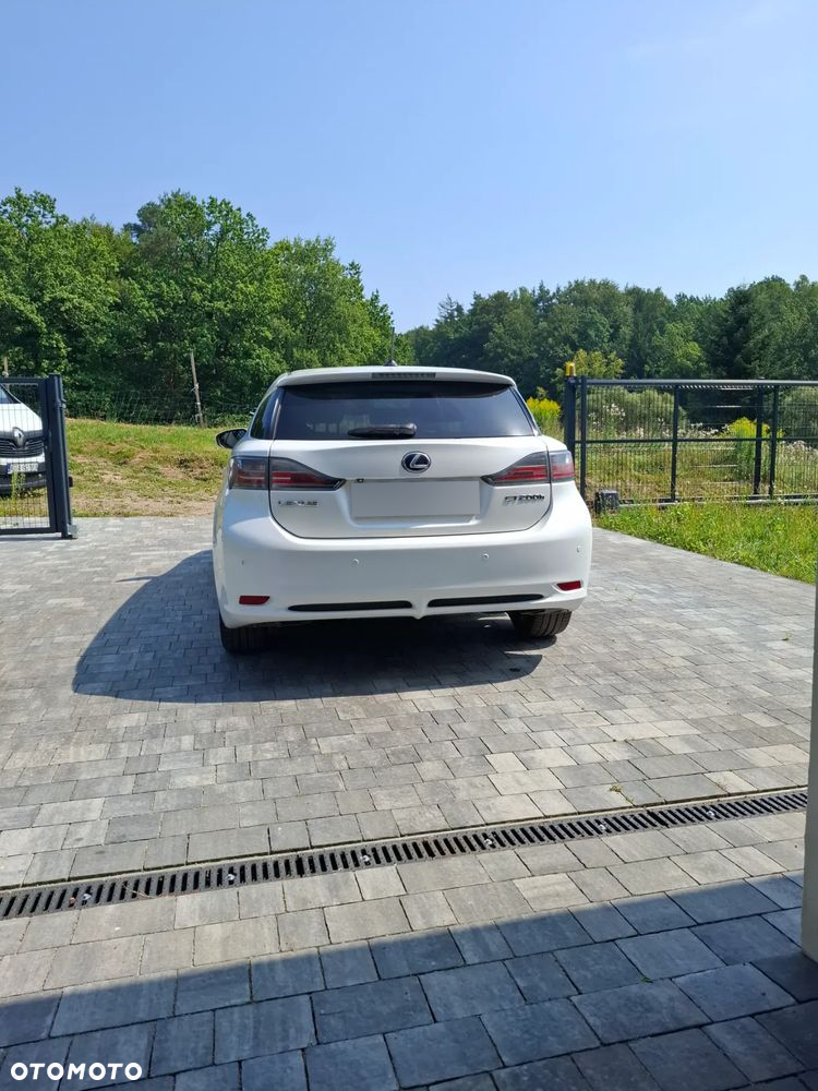 Lexus CT 200h Comfort - 8