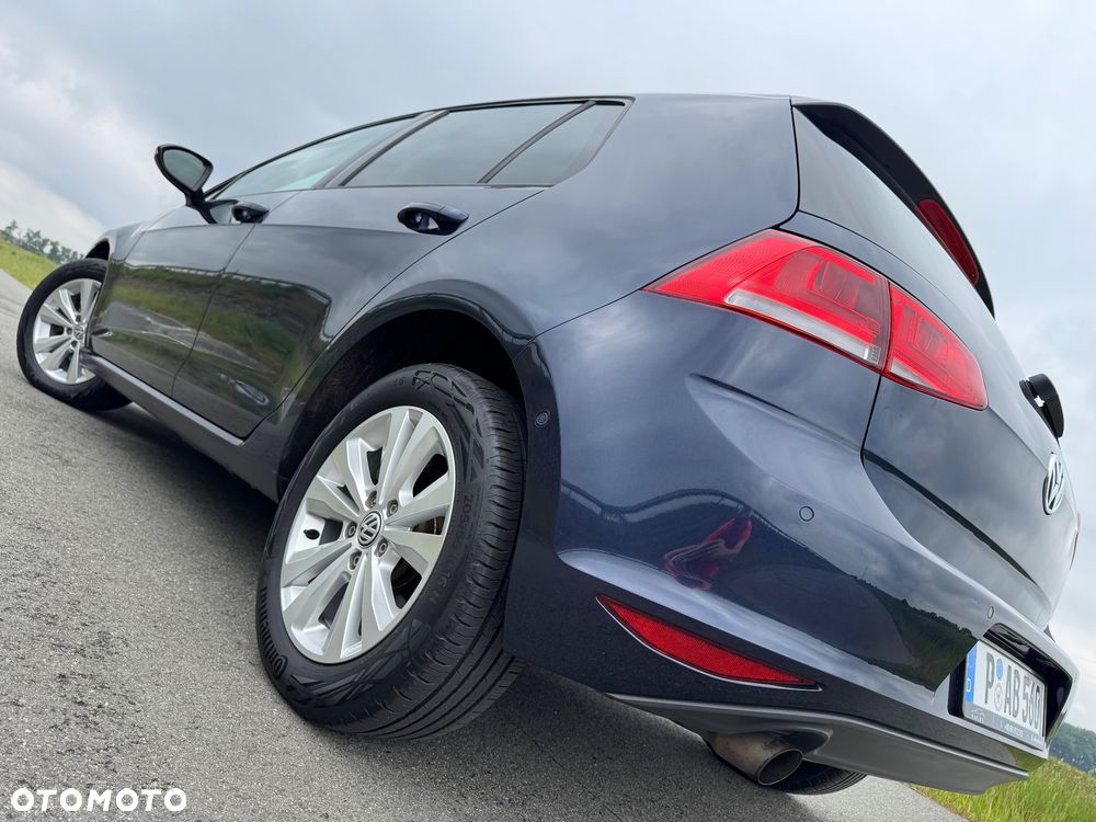 Volkswagen Golf 1.2 TSI BMT Comfortline - 21