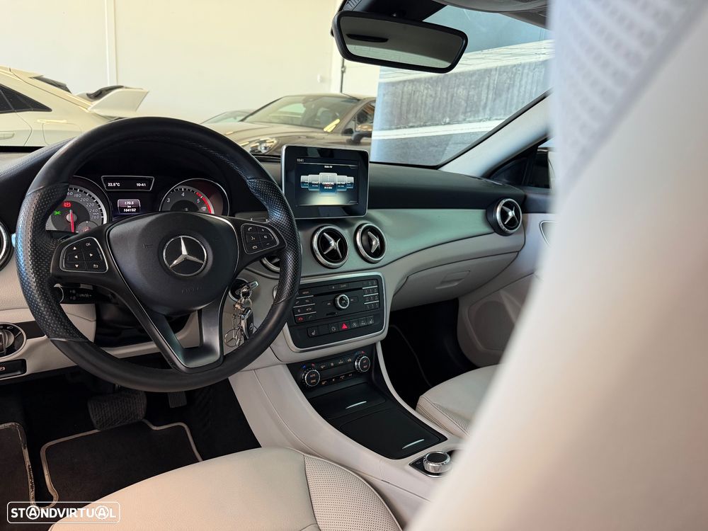 Mercedes-Benz CLA 220 d Urban Aut. - 8