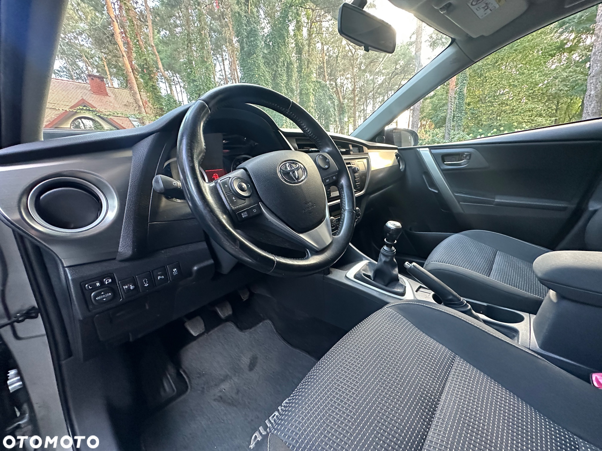 Toyota Auris 1.6 Edition - 17