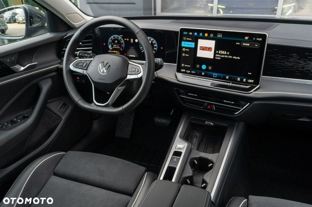 Volkswagen Passat - 21