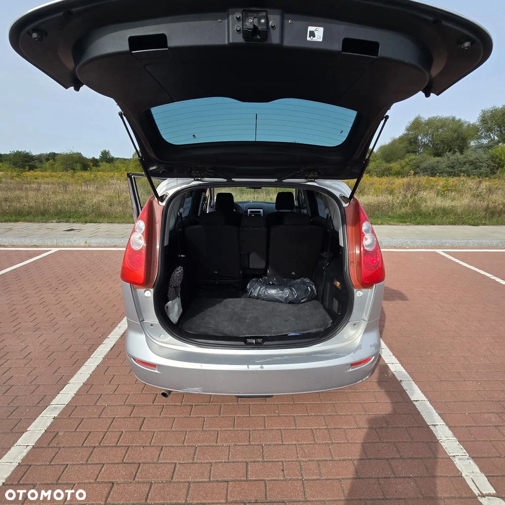 Mazda 5 - 9
