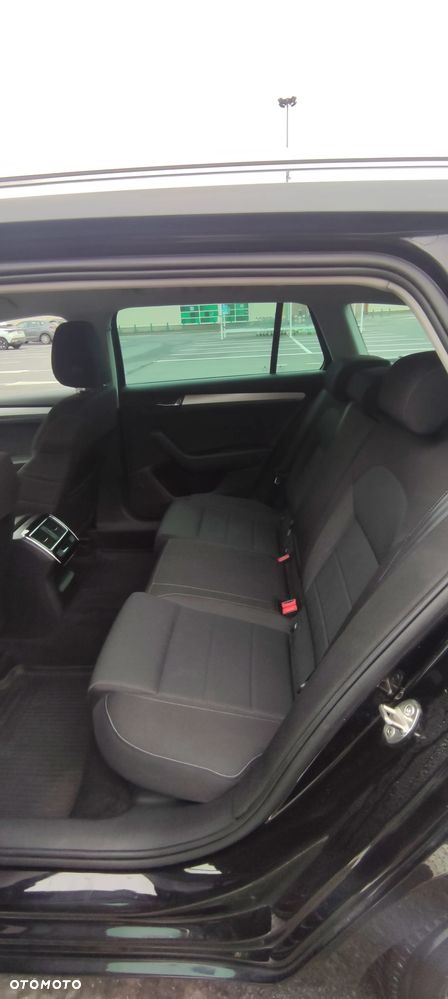 Skoda Superb 2.0 TDI Ambition - 19