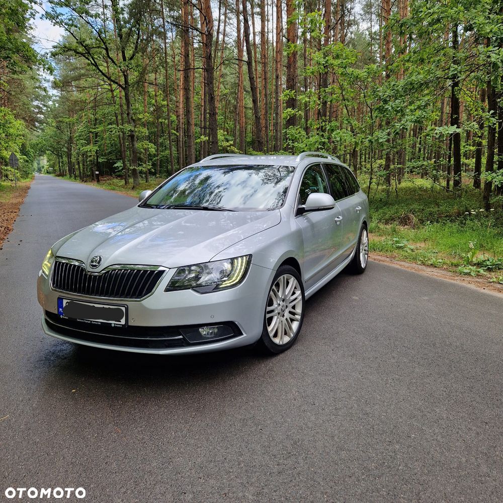 Skoda Superb 2.0 TSI Elegance DSG - 7