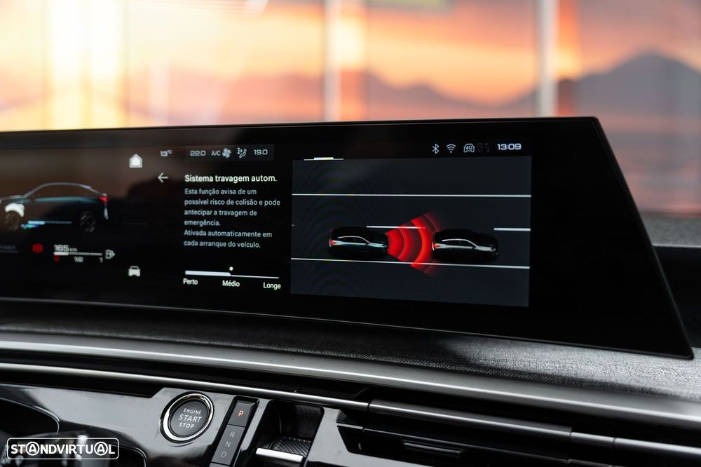 Peugeot 3008 1.2 Hybrid Allure e-DCS6 - 16