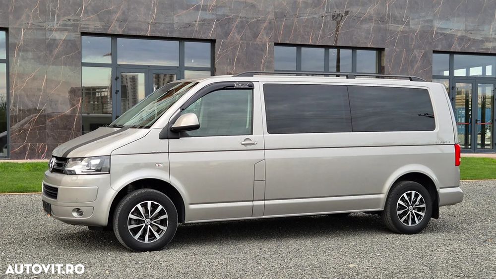 Volkswagen Caravelle - 10
