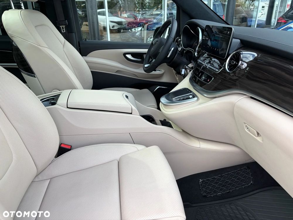 Mercedes-Benz Klasa V 300 d 4-Matic 9G-Tronic Exclusive (d³ugi) - 27