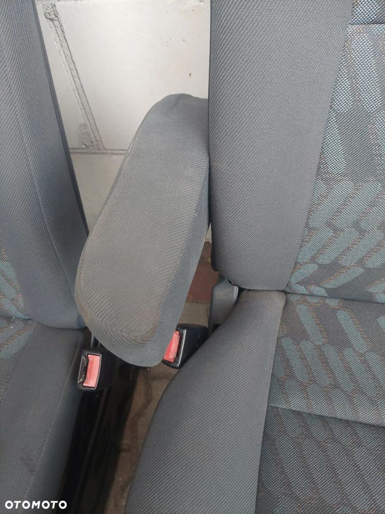 Fotele Ford Connect - 2