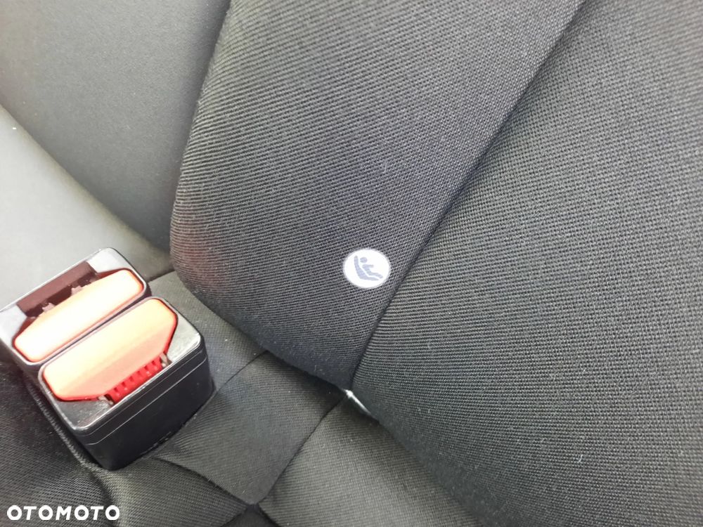Volvo V40 D3 Momentum - 31